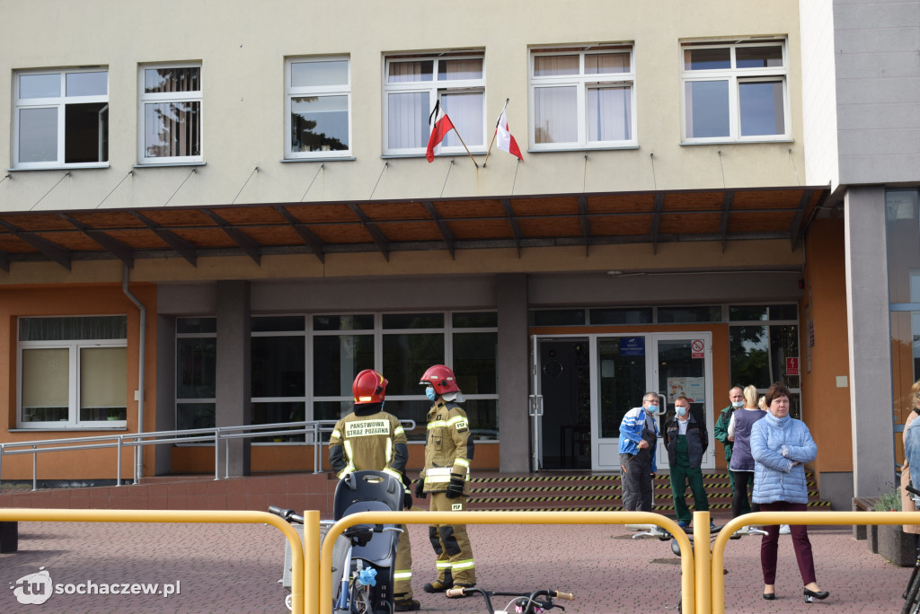 Alarm bombowy w Szkole Podstawowej nr 4