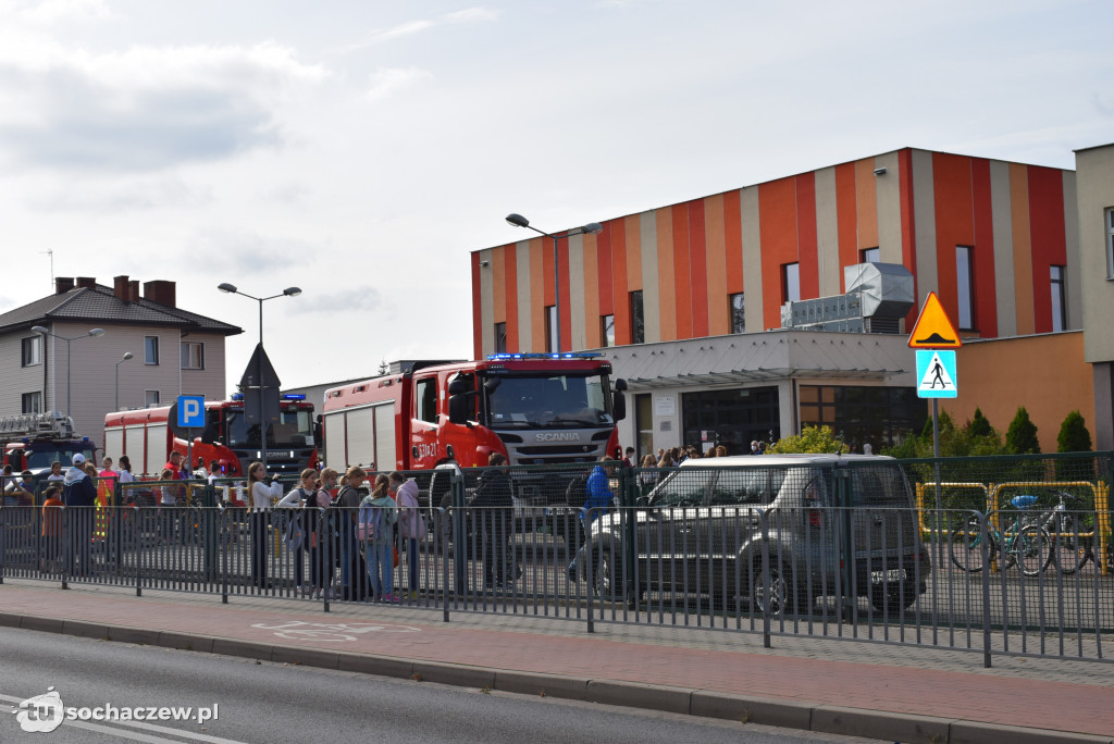 Alarm bombowy w Szkole Podstawowej nr 4