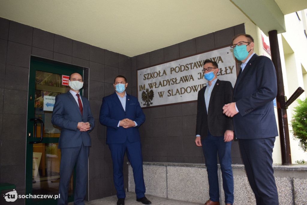 Nowa sala komputerowa w Śladowie