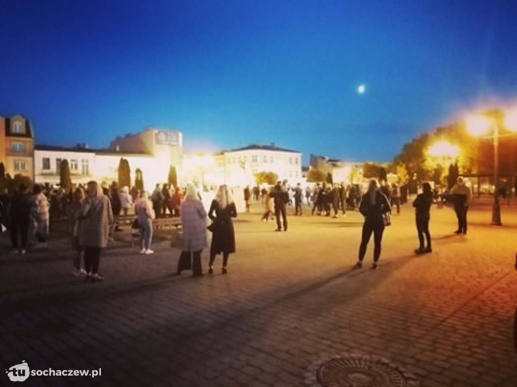 Kobiety protestują na pl. Kościuszki