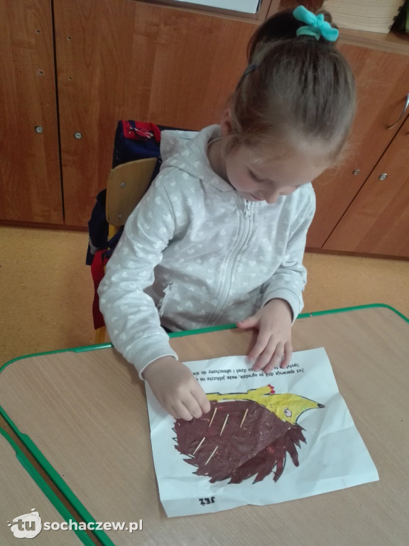 Dzień Jeża. Przedszkolaki z Oddziału Przedszkolnego w Giżycach włączyły się w obchody
