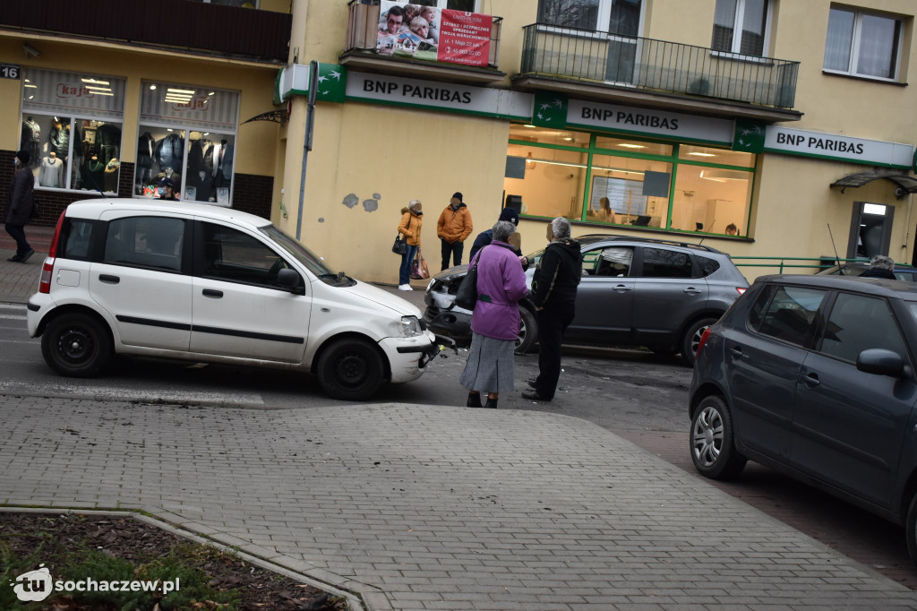 Zderzenie czterech samochodów przy Żeromskiego