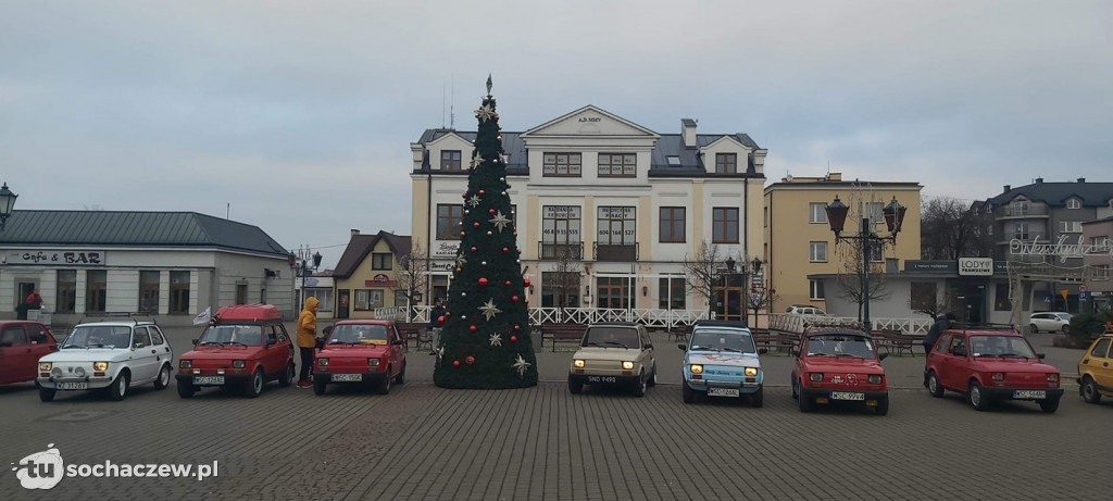 Mikołaje w Sochaczewie w kajakach i w maluchach