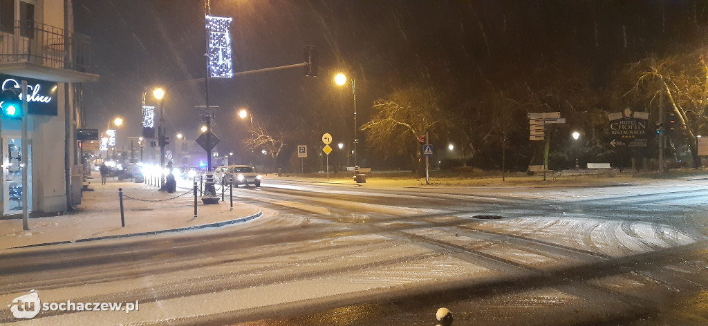 Gołoledź na ulicach Sochaczewa