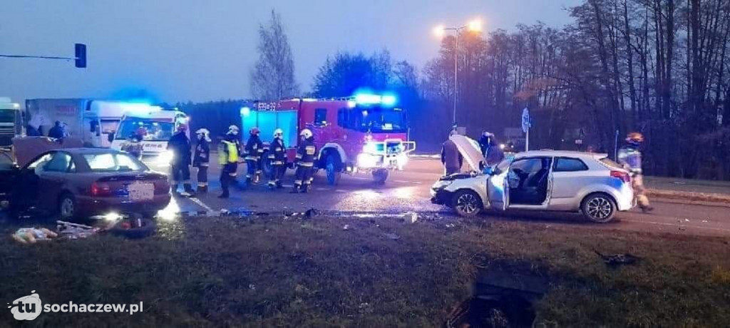 Zderzenie samochodów w Kamionie