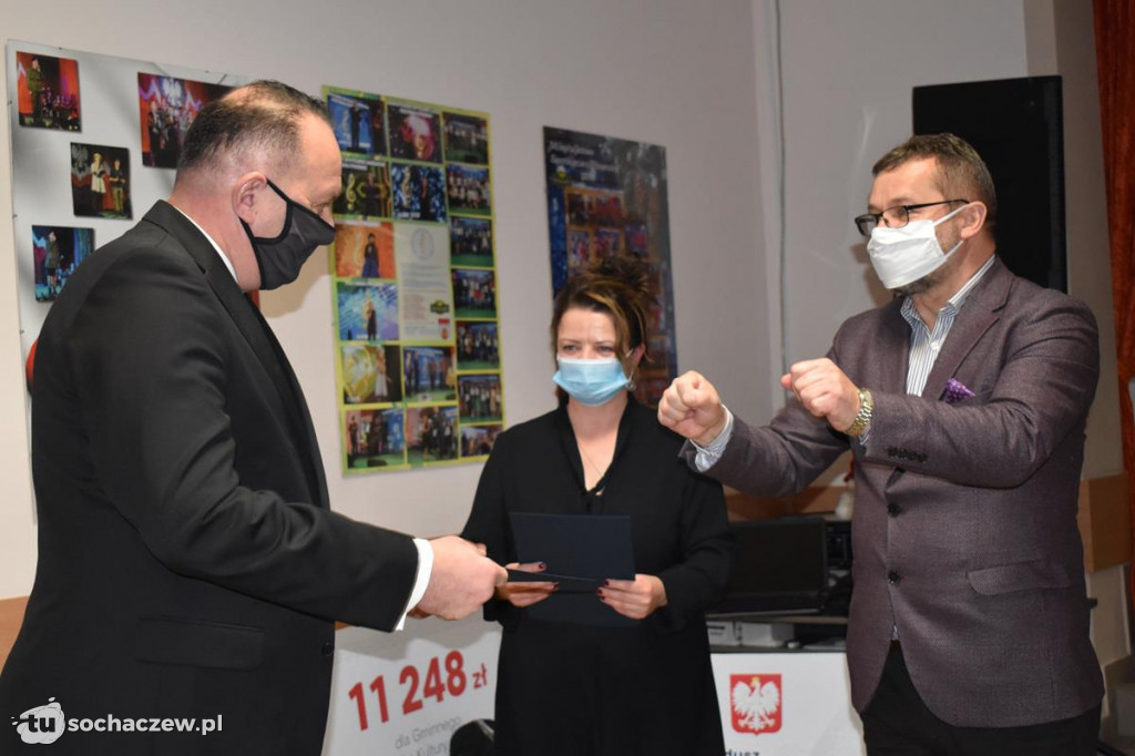 Iłów i Młodzieszyn z dofinansowaniem od Fundacji ORLEN