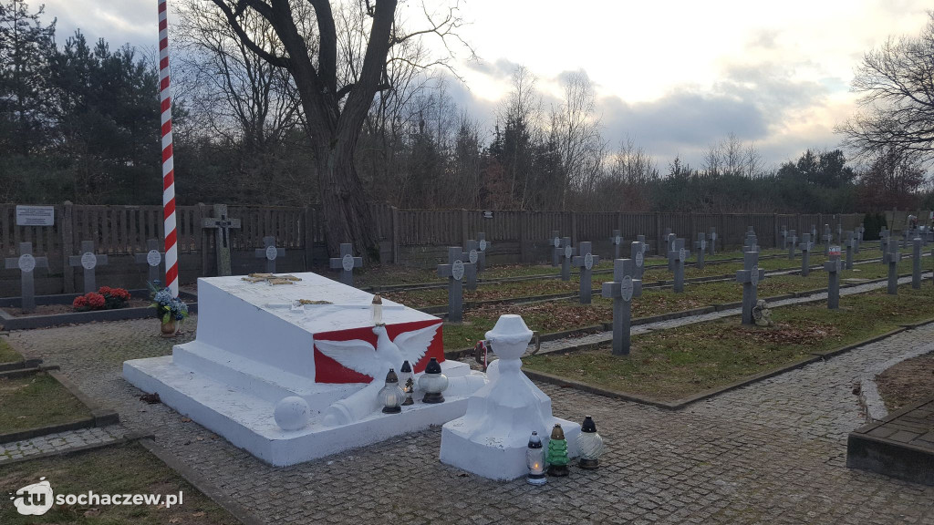 Cmentarz w Juliopolu wyremontowany