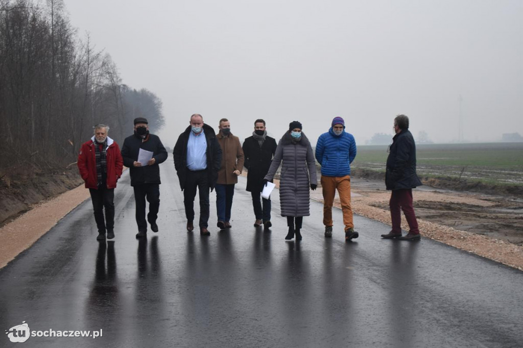 Teresin i Zuków bogatsze o inwestycje powiatowe