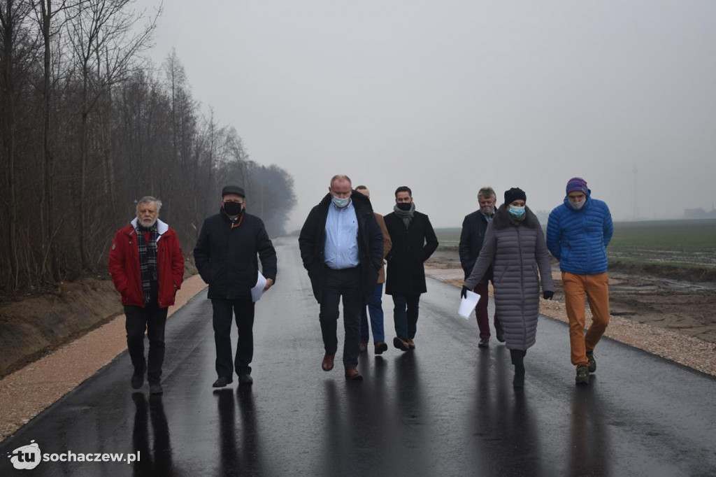 Teresin i Zuków bogatsze o inwestycje powiatowe