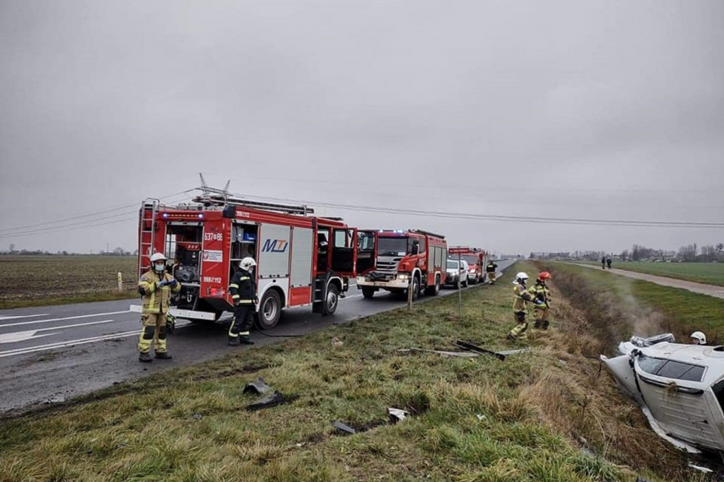 Wypadek w Szymanowie, jedna osoba poszkodowana