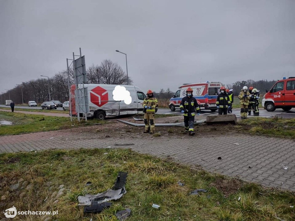 Wypadek w Szymanowie, jedna osoba poszkodowana