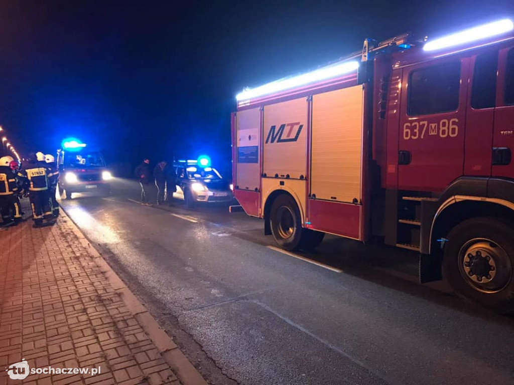 Zderzenie dwóch osobówek w Szymanowie