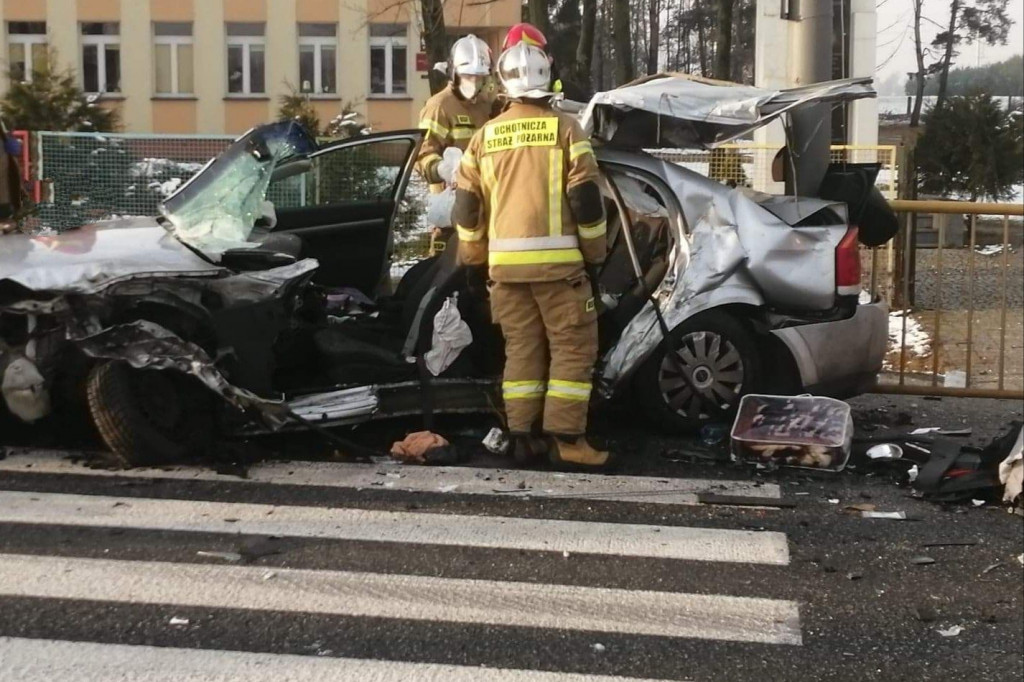 Groźny wypadek na DK14 w Jamnie