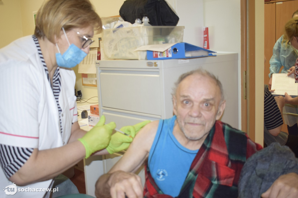 DPS w Młodzieszynie. Seniorzy zaszczepieni przeciw COVID-19