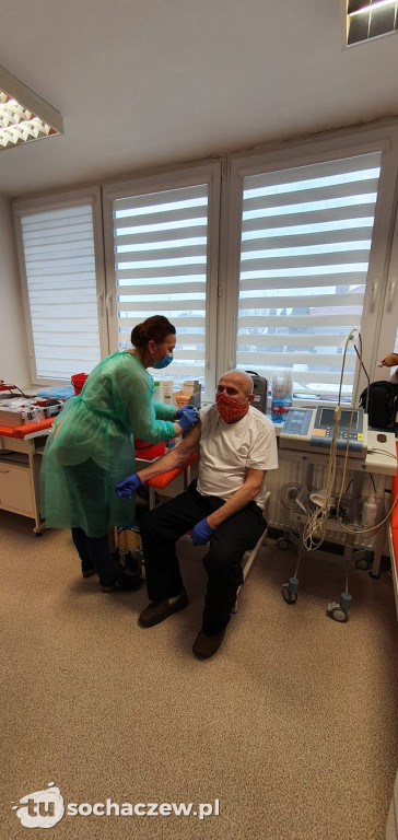 Młodzieszyn: ruszyły szczepienia seniorów