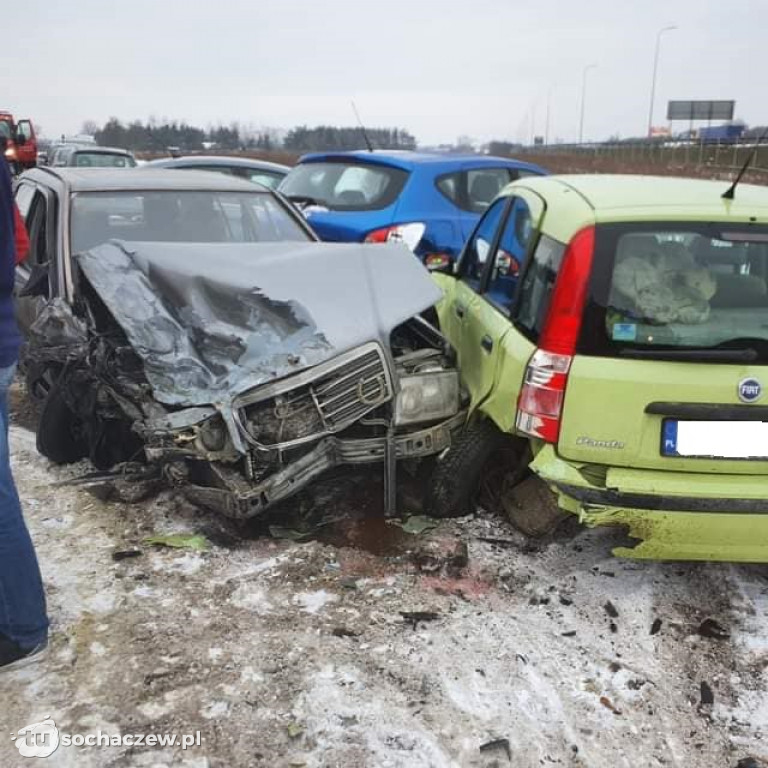 Nietrzeźwy spowodował kolizję z 10 samochodami