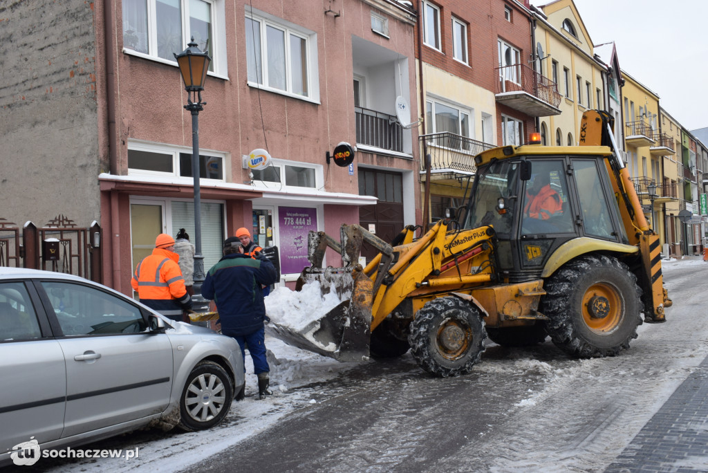 Sochaczew: akcja wywożenia śniegu z miasta