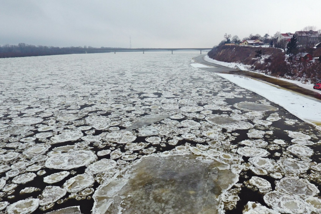 Wyszogród: Wisła 13.02.2021