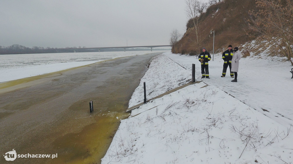 Wyszogród: Wisła 13.02.2021