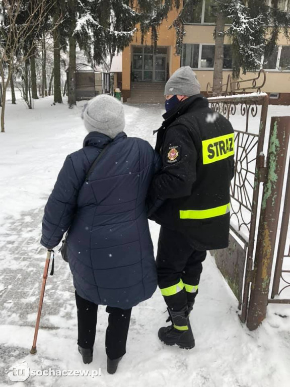 Z seniorami do punktów szczepień