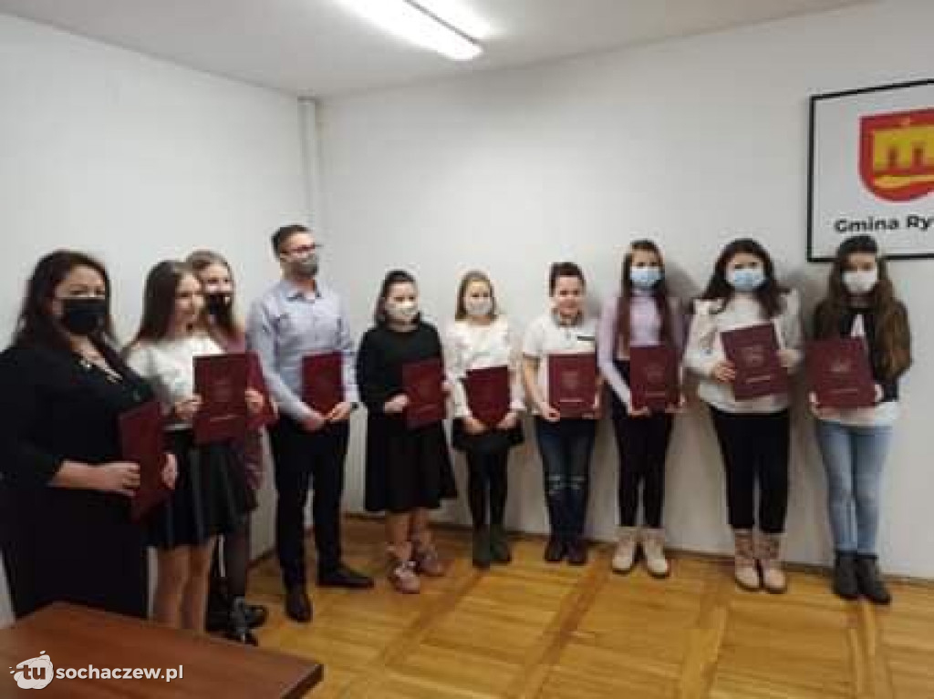Stypendia wójt gminy Rybno zostały wręczone