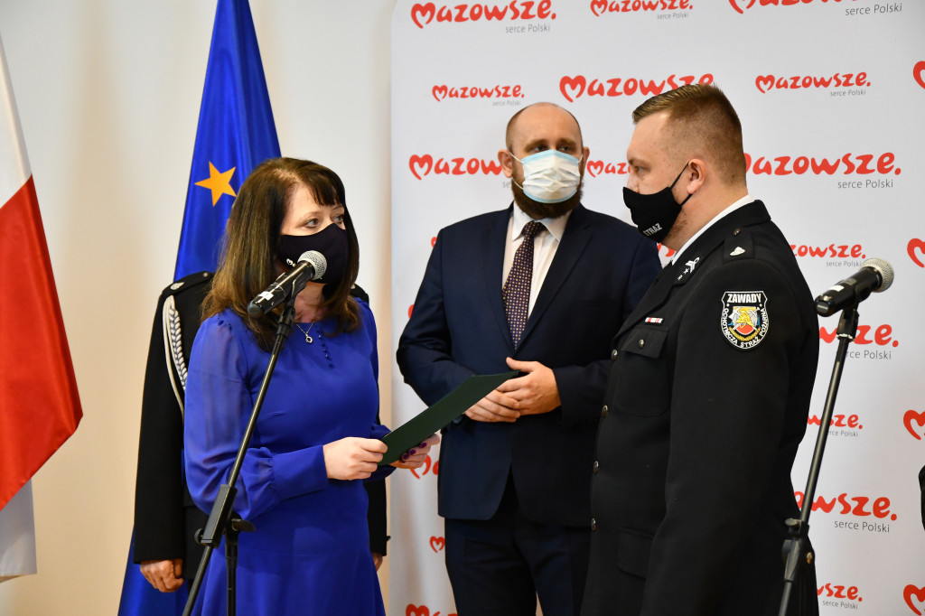 Kampinos: druh Łukasz Łopaciński  Strażakiem Miesiąca Listopada 2020