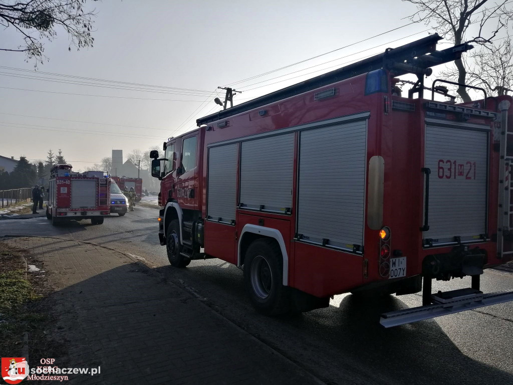 Zdarzenie drogowe w Młodzieszynie