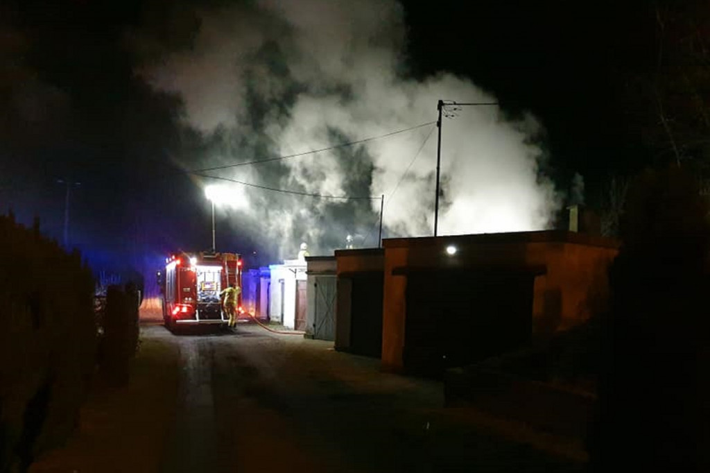 Pożar budynku gospodarczego w Guzowie