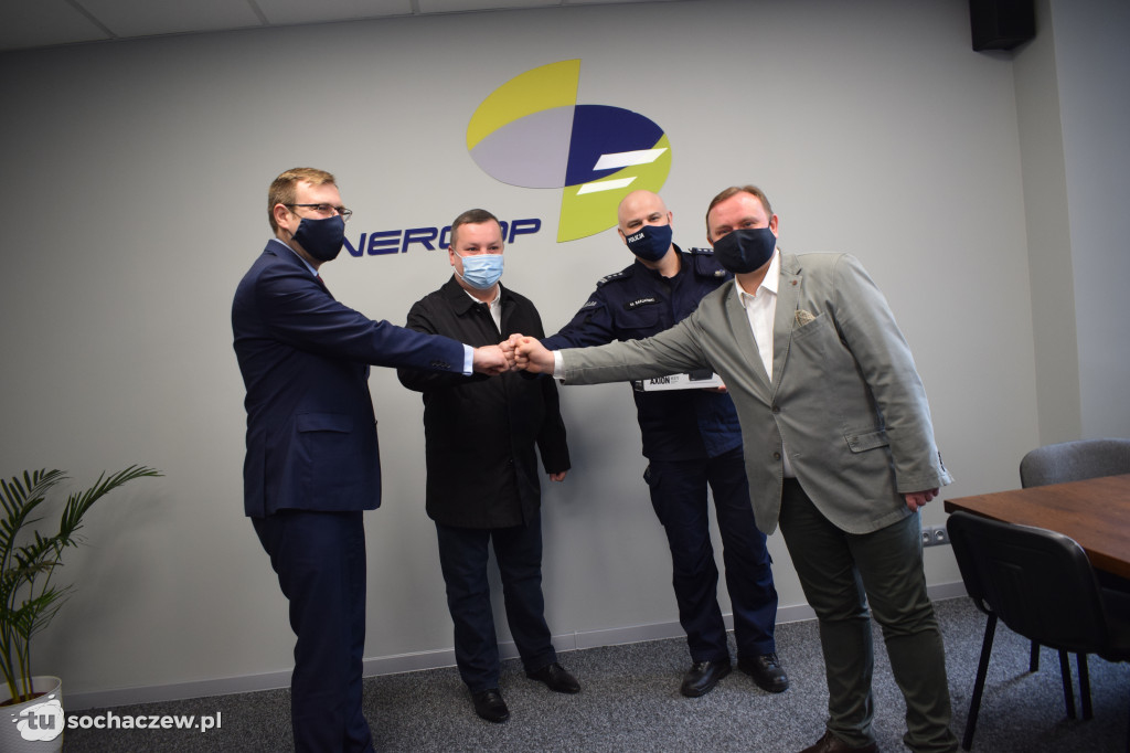 Energop przekazanie kamer dla straży pożarnej i policji