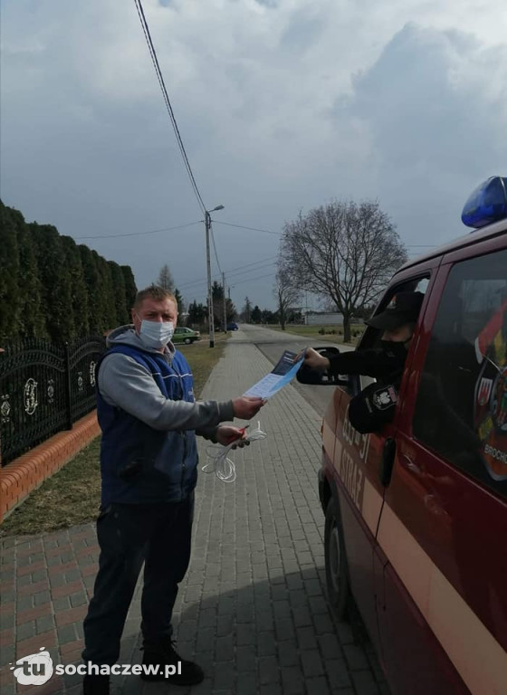 Akcja ulotka Covid-19.  Wszystkie jednostki OSP z gminy Iłów zaangażowane w dystrybucje