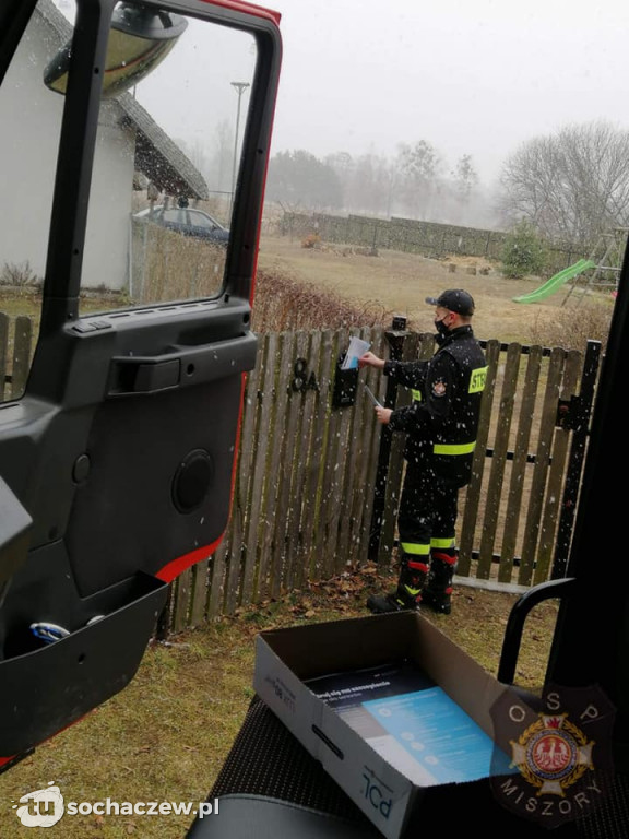 Akcja ulotka Covid-19.  Wszystkie jednostki OSP z gminy Iłów zaangażowane w dystrybucje