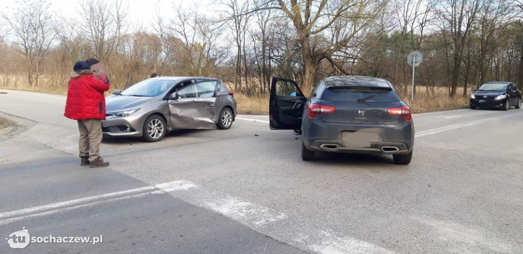 Zderzenie aut w Budkach Żelazowskich