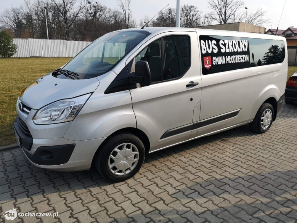 Nowy bus szkolny w gminie Młodzieszyn