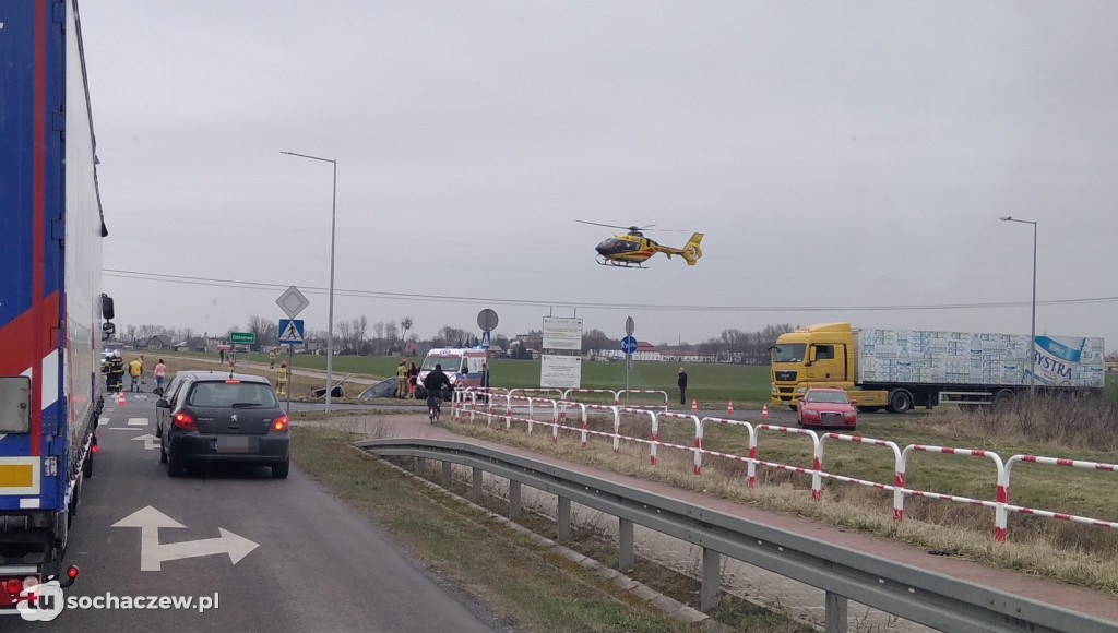 Szymanów: zderzenie dwóch osobówek. Droga zablokowana