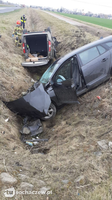 Szymanów: zderzenie dwóch osobówek. Droga zablokowana