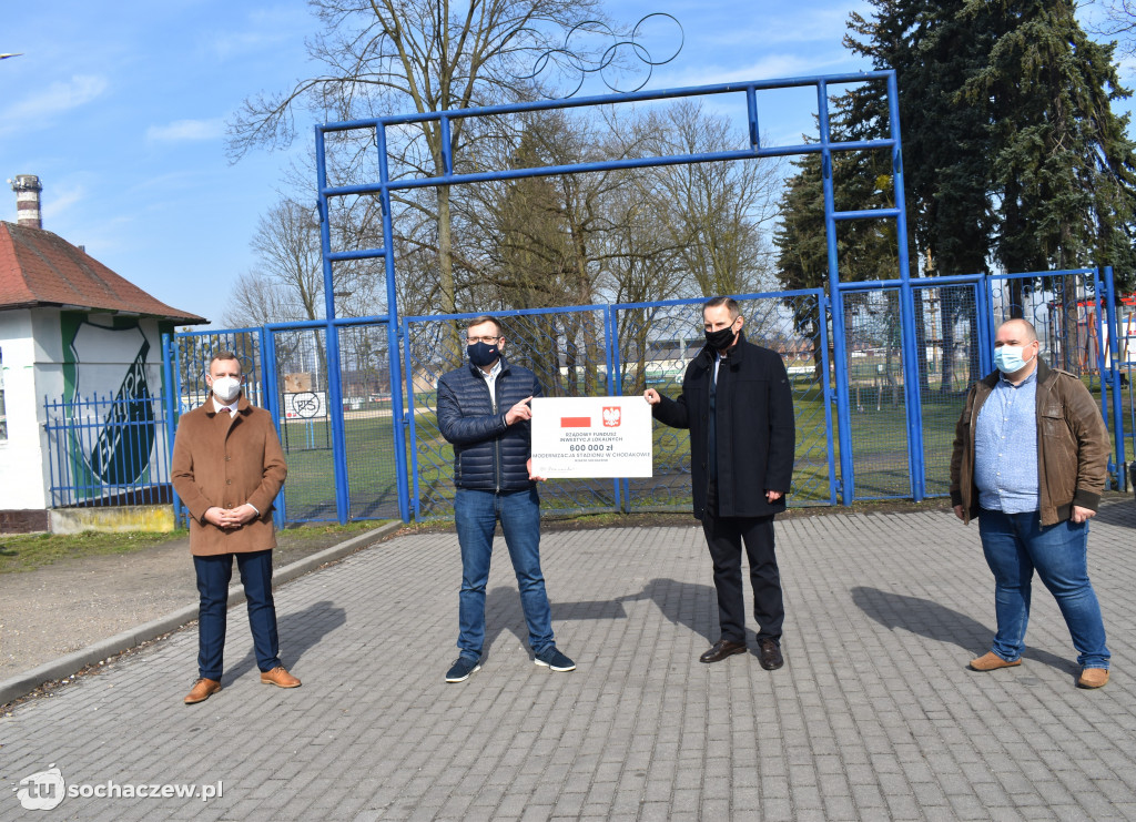 600 tysięcy na modernizację stadionu w Chodakowie
