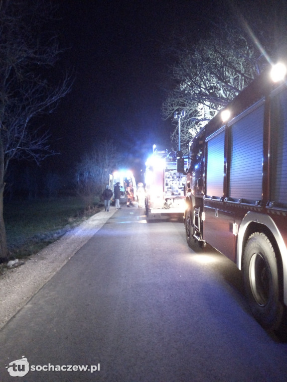 Pożar w Matyldowie. Poszkodowani strażacy