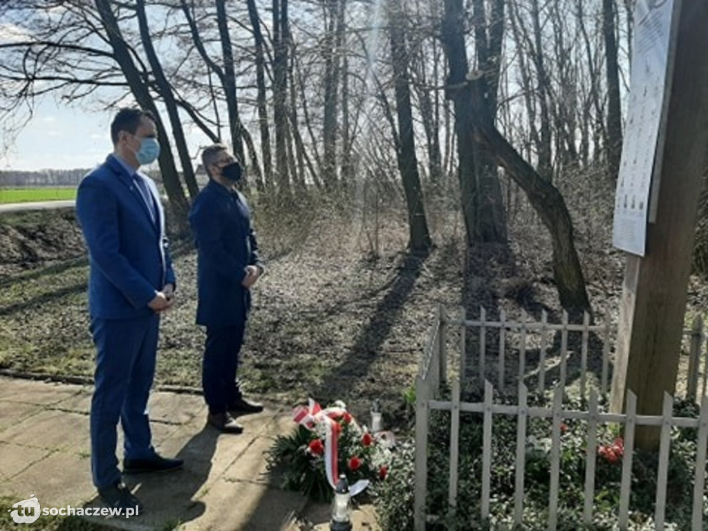Pamiętają o poległych w Bronisławach