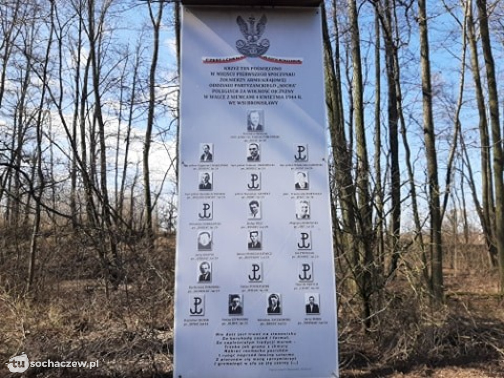 Pamiętają o poległych w Bronisławach