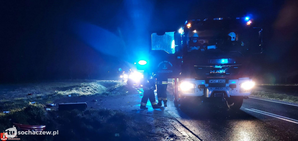 Janów DW 577 samochód w rowie