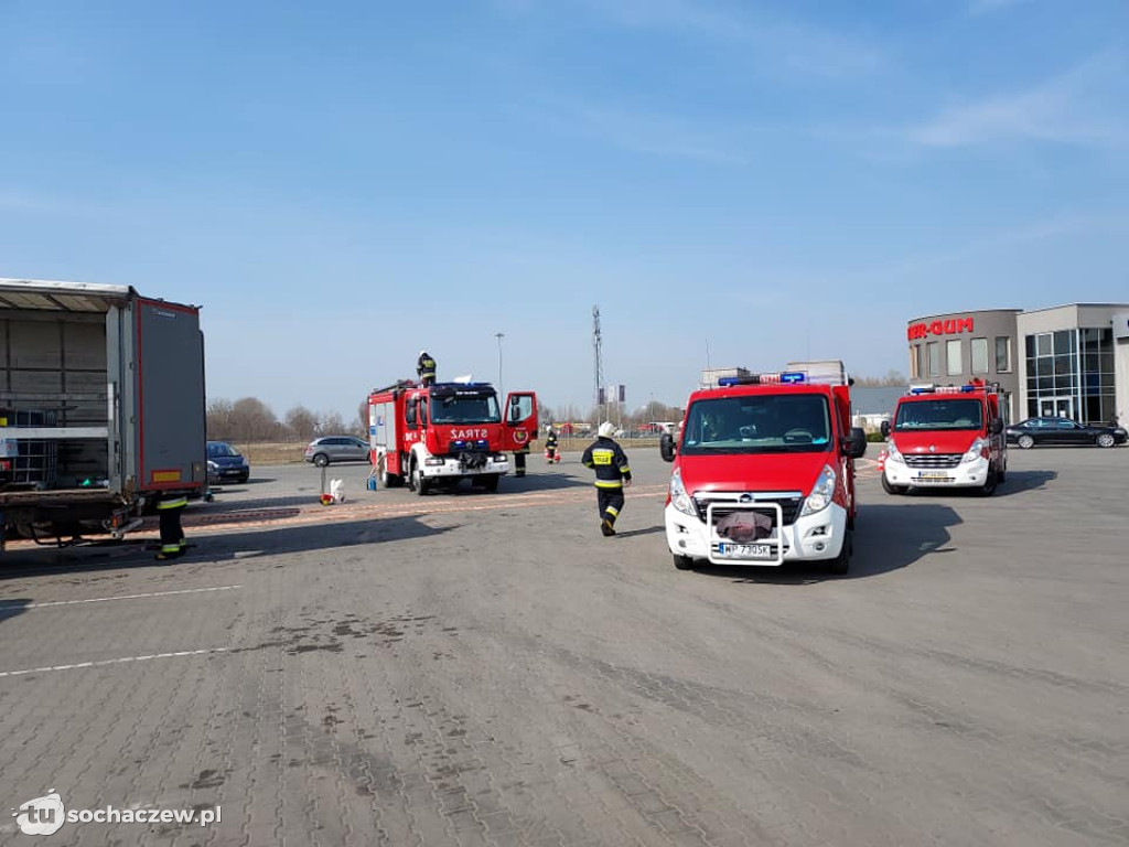 Zagadka porzuconych naczep z kwasem