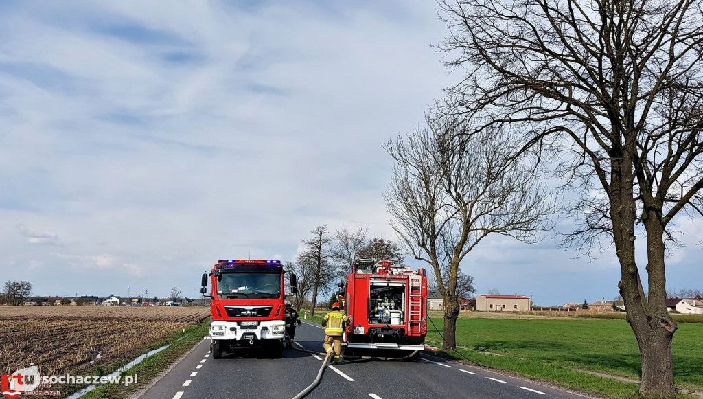 Pożar ciężarówki na DK 50 w Janowie