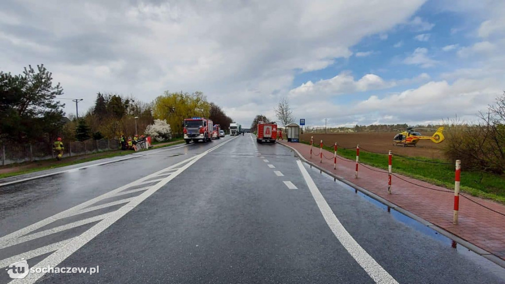 Wypadek w Bielicach. Trzy osoby w szpitalu