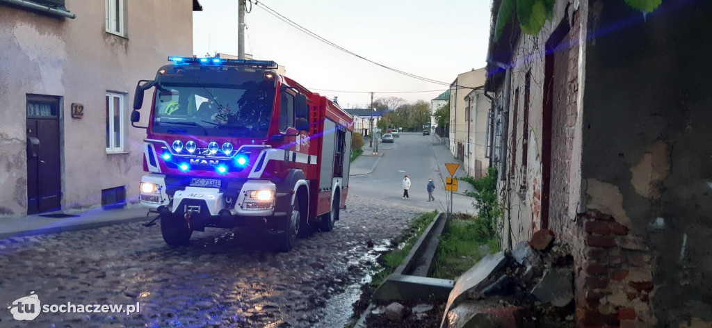 Sochaczew: pożar budynku przy Farnej