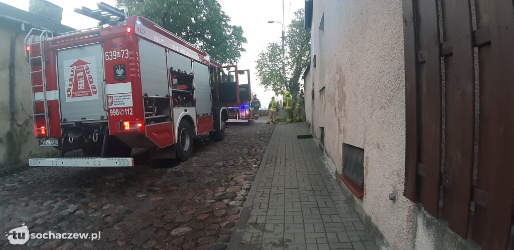 Sochaczew: pożar budynku przy Farnej