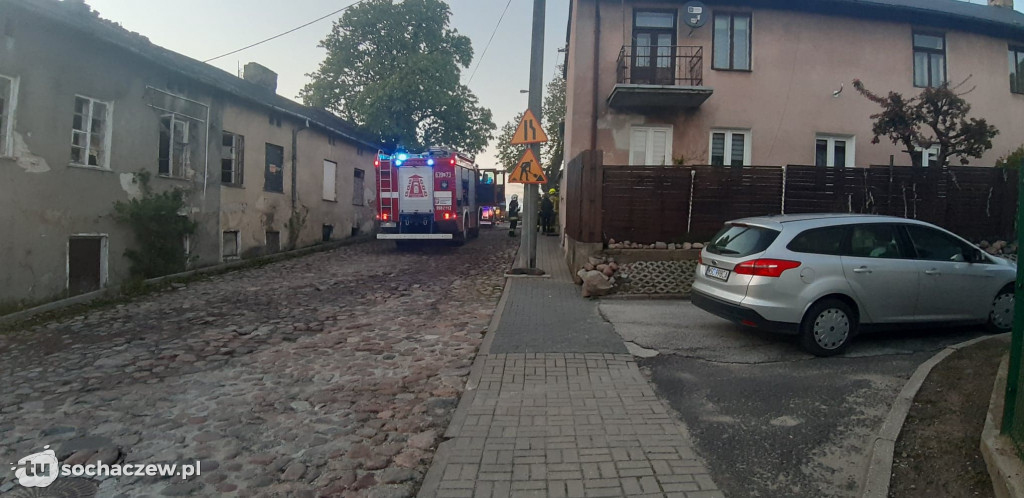 Sochaczew: pożar budynku przy Farnej