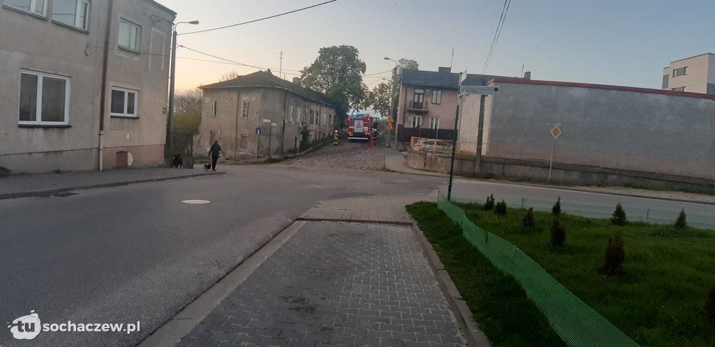 Sochaczew: pożar budynku przy Farnej