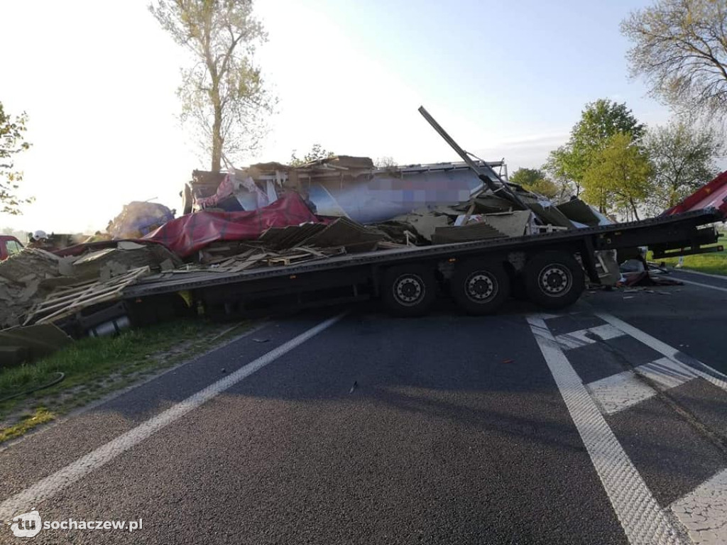 Śmiertelne zderzenie ciężarówek w powiecie płockim