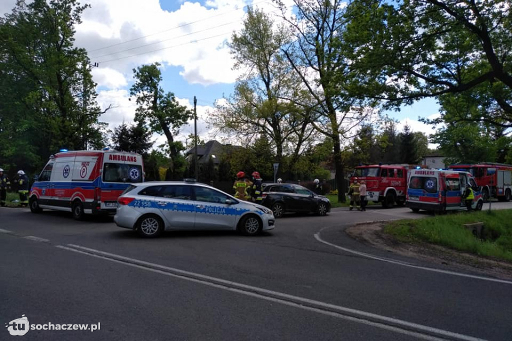 Wypadek w Łazach. Dwie osoby poszkodowane