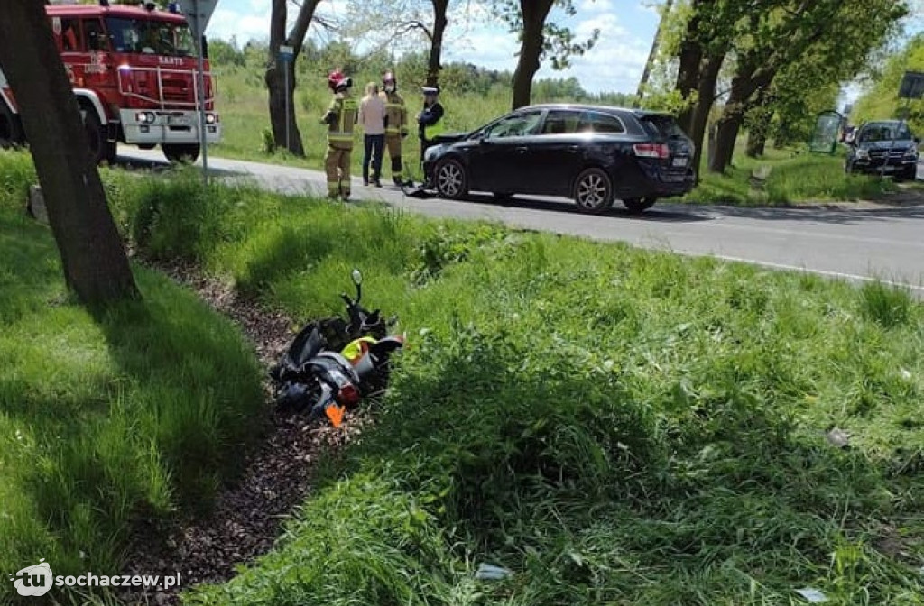Wypadek w Łazach. Dwie osoby poszkodowane